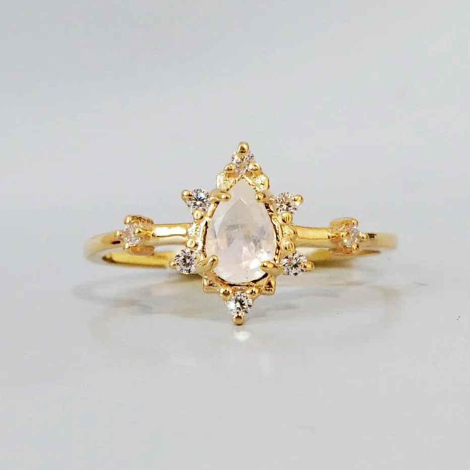 10K Moonstone Crush Ring