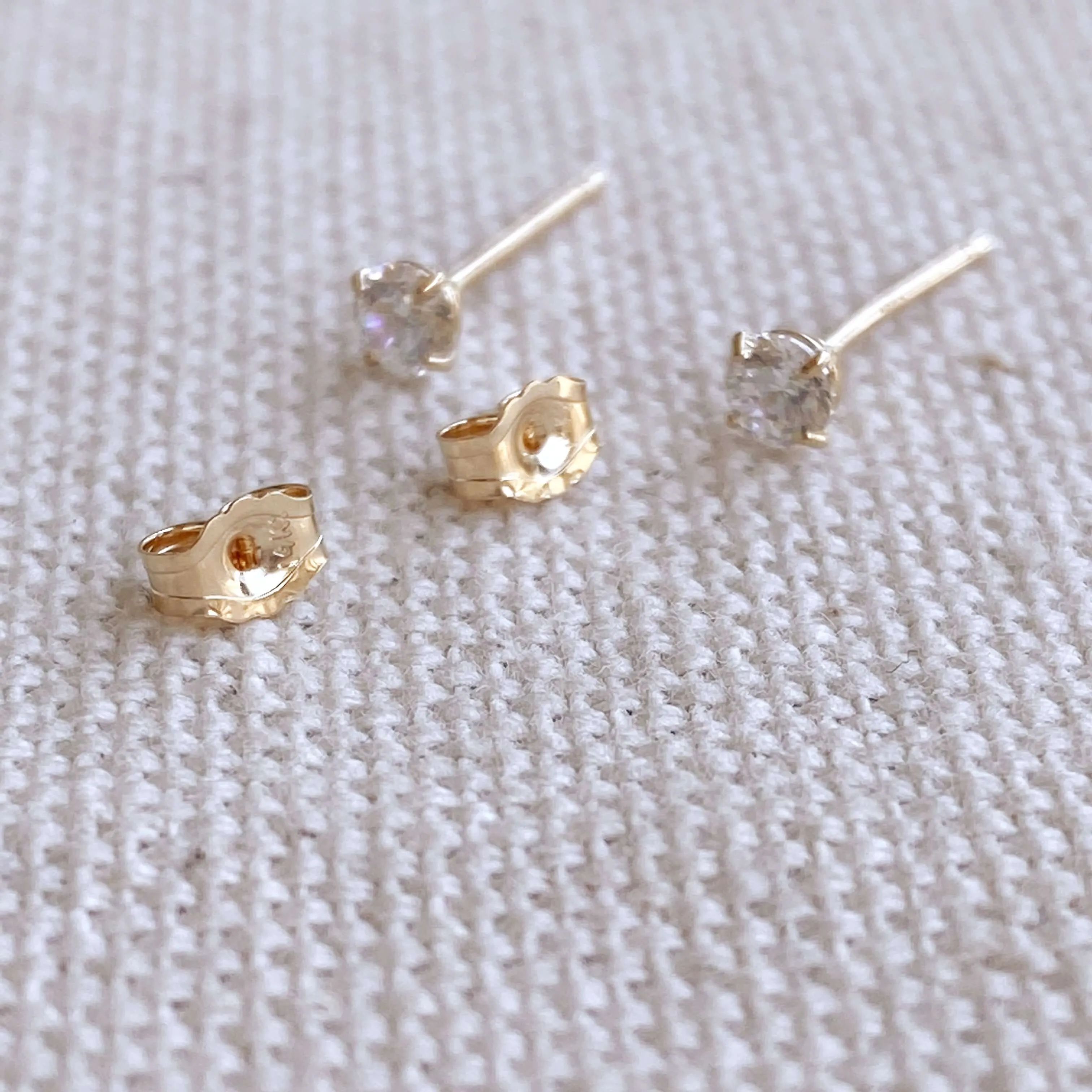 14k Solid Gold Round 3mm Cubic Zirconia Stud Earrings