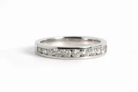 14k White Gold 0.81ctw Diamond Channel Set Wedding Band Size 5.75 (2.80g.)