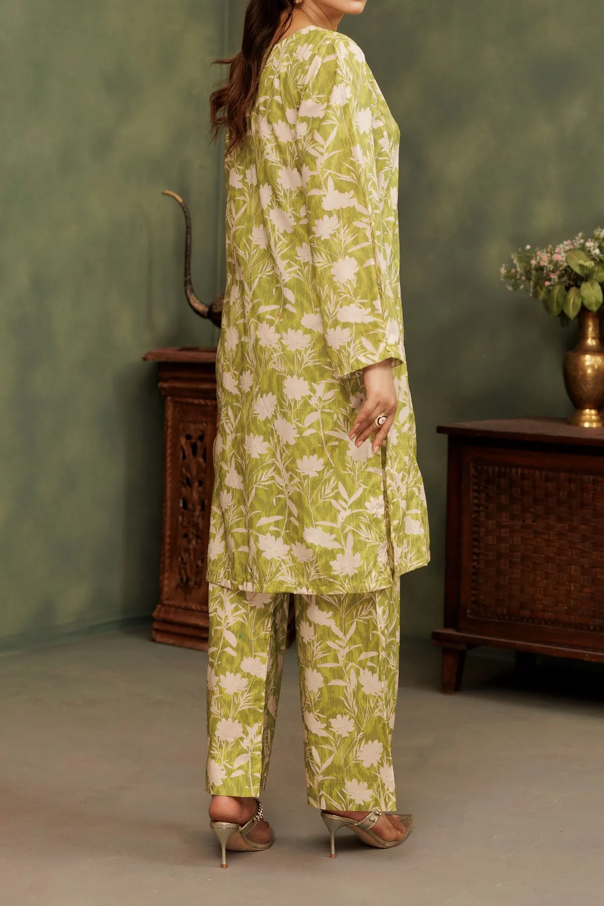 2 PIECE UNSTITCHED LAWN | UN-DPC-374