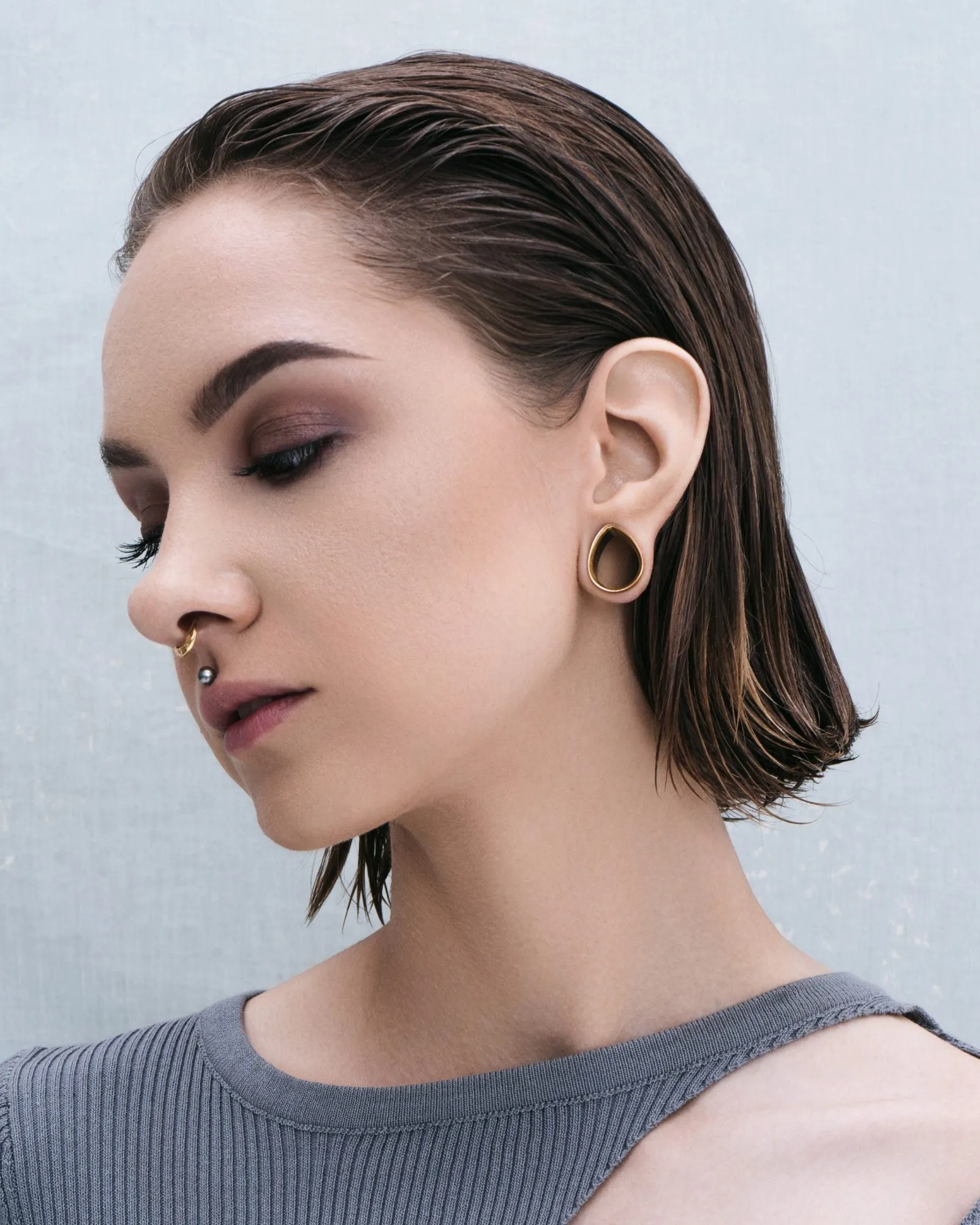 A&E Signature Minted Teardrop Tunnels