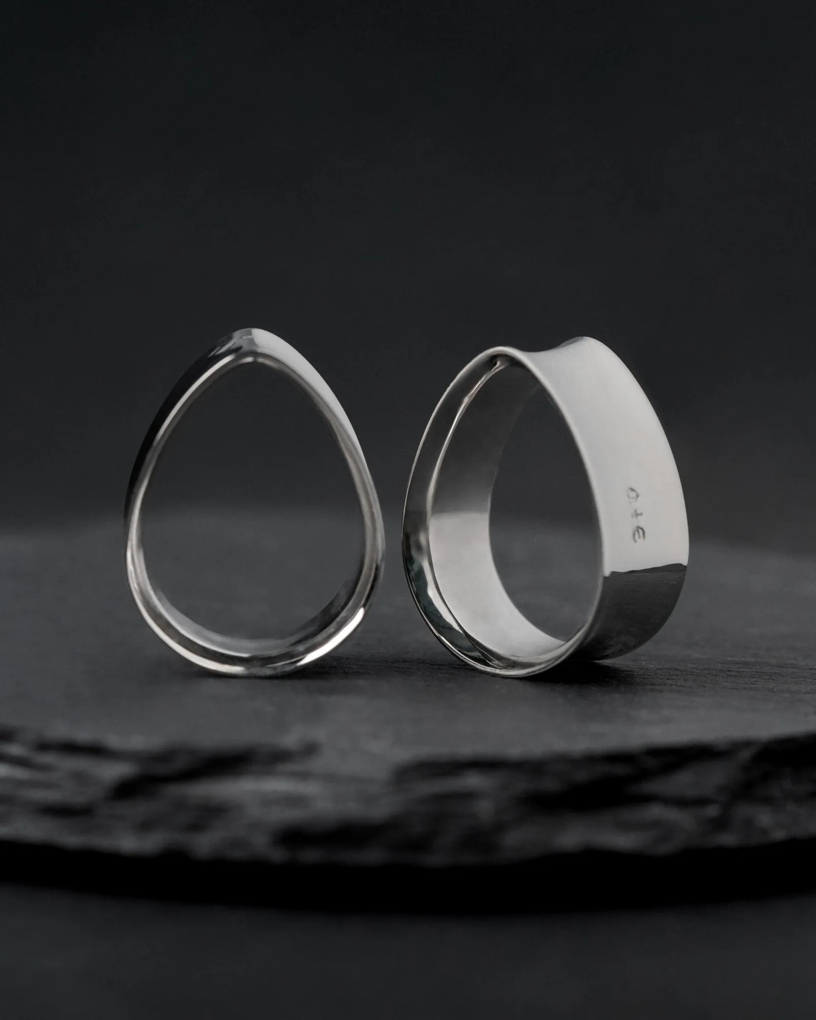 A&E Signature Minted Teardrop Tunnels