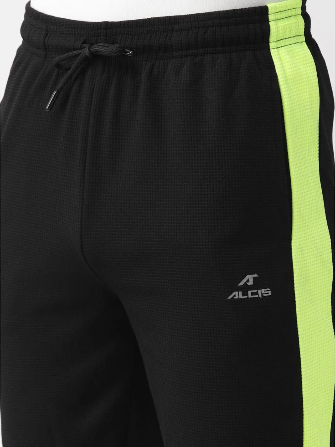 Alcis Men Black Solid Slim Fit Sports Shorts