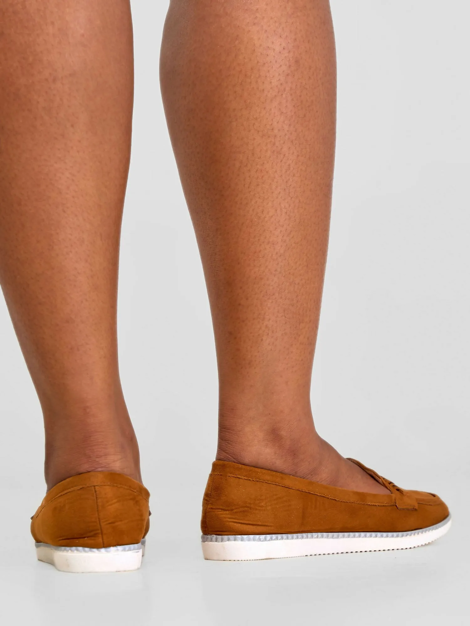 Be Unique Timeless Camel Chain Loafer - Camel