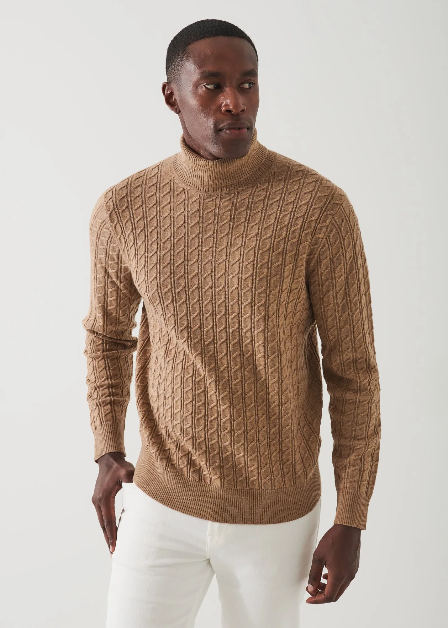 CABLE KNIT TURTLENECK