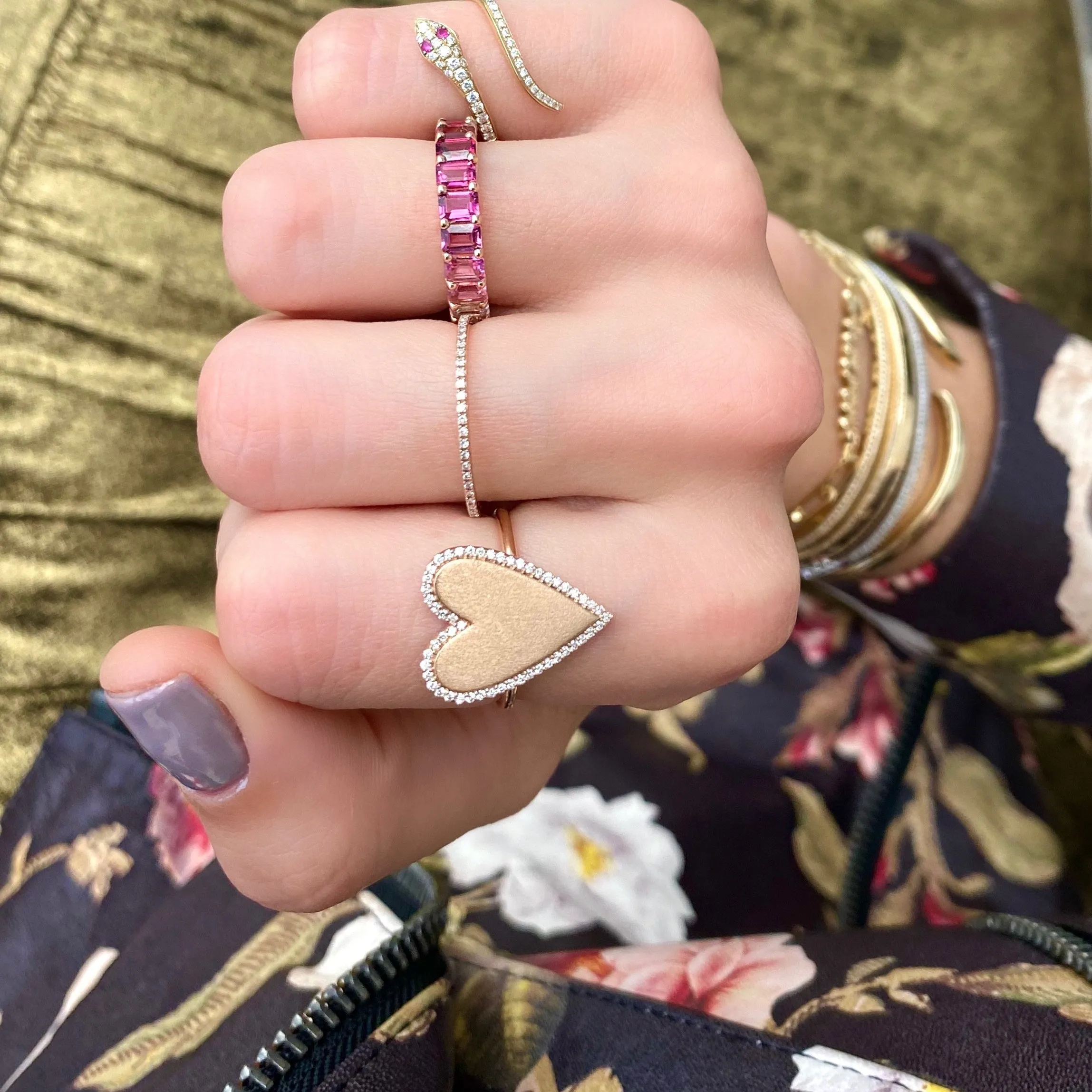 Jumbo Pave Outline Solid Gold Heart Ring