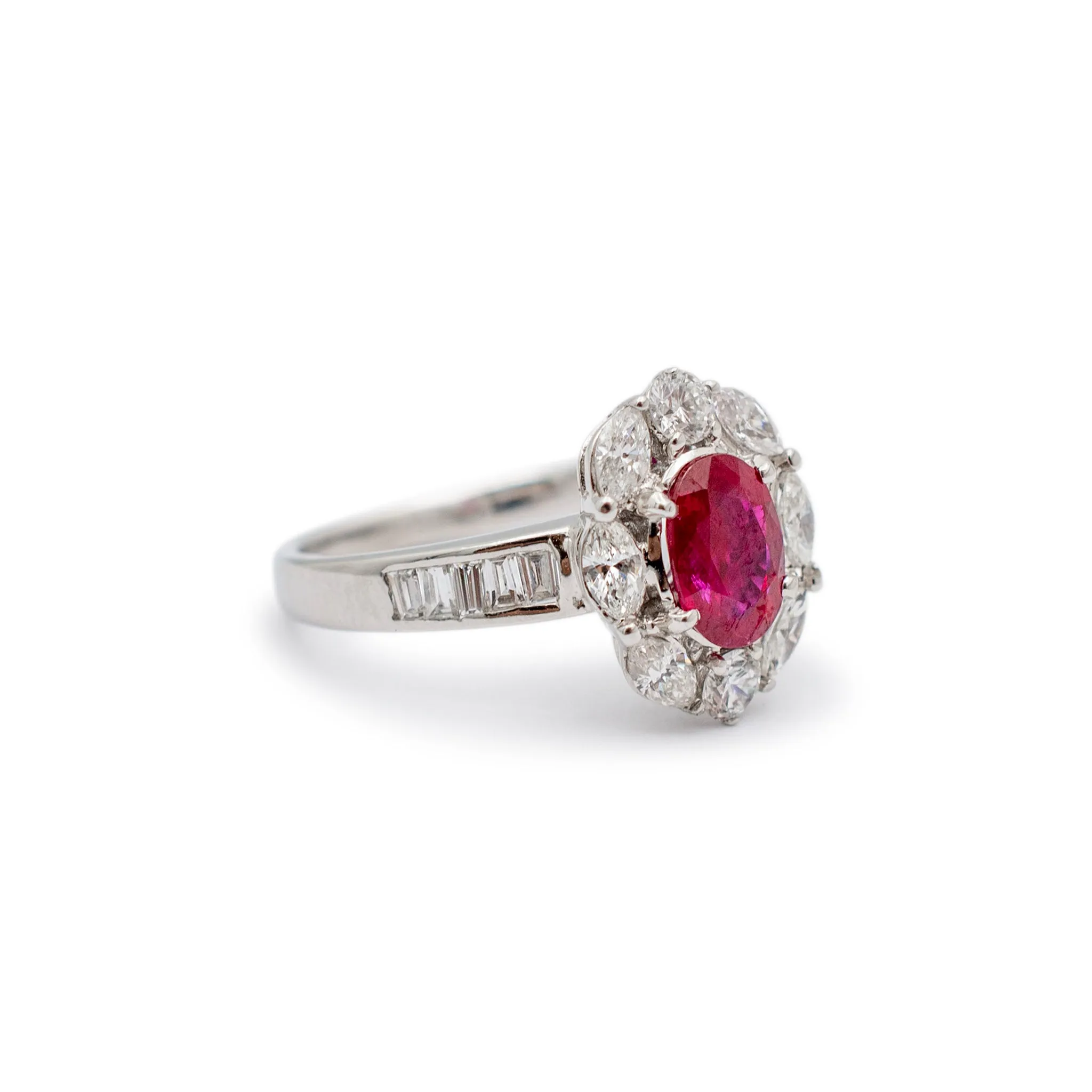 Ladies Vintage 18K White Gold 1.04ct. Gia Oval Ruby Halo Marquee Diamond Cocktail Ring