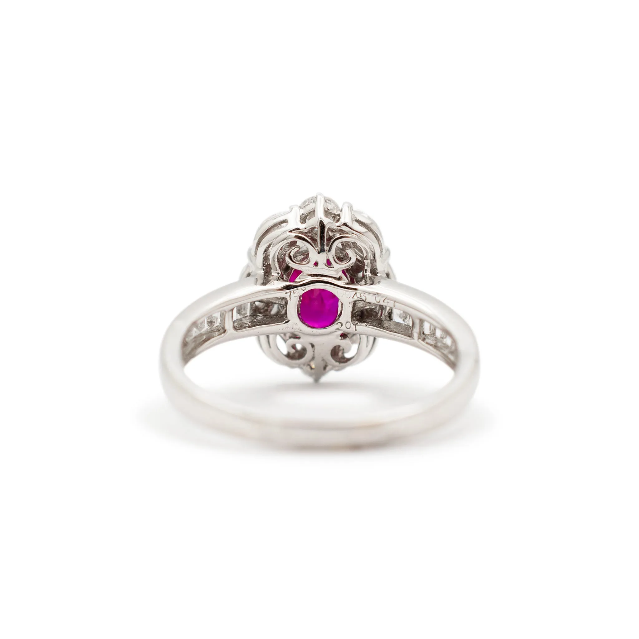 Ladies Vintage 18K White Gold 1.04ct. Gia Oval Ruby Halo Marquee Diamond Cocktail Ring