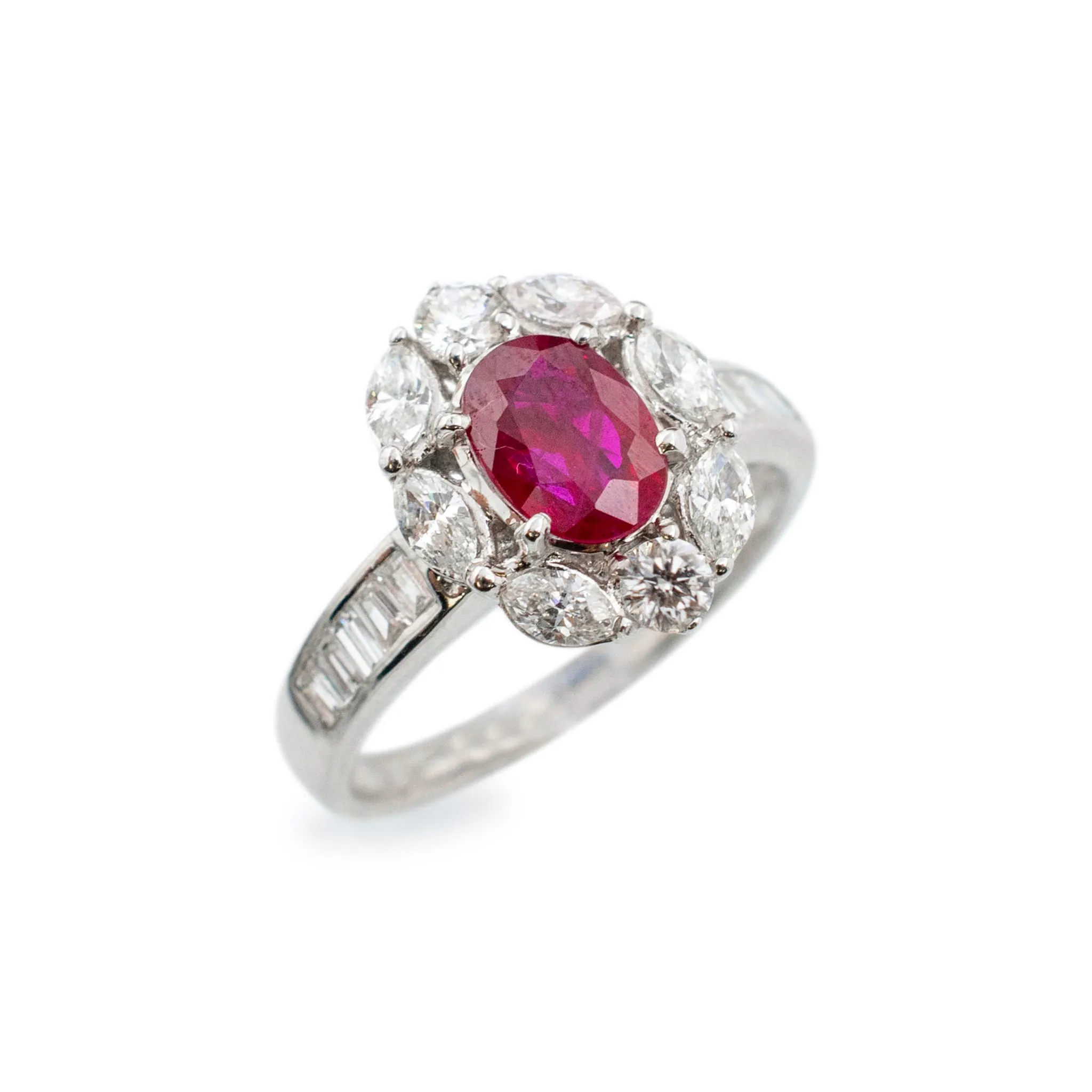 Ladies Vintage 18K White Gold 1.04ct. Gia Oval Ruby Halo Marquee Diamond Cocktail Ring