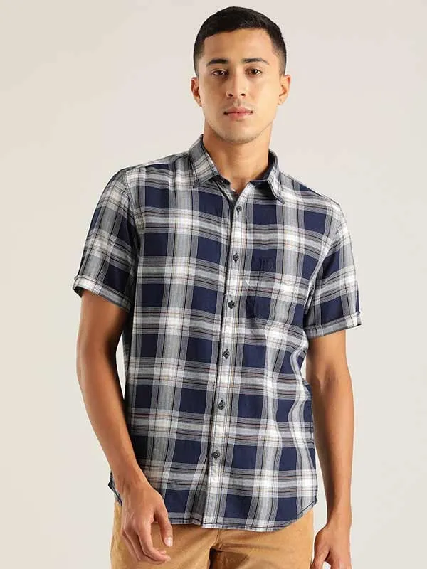 Men Checked Half Sleeve Cotton Shirt