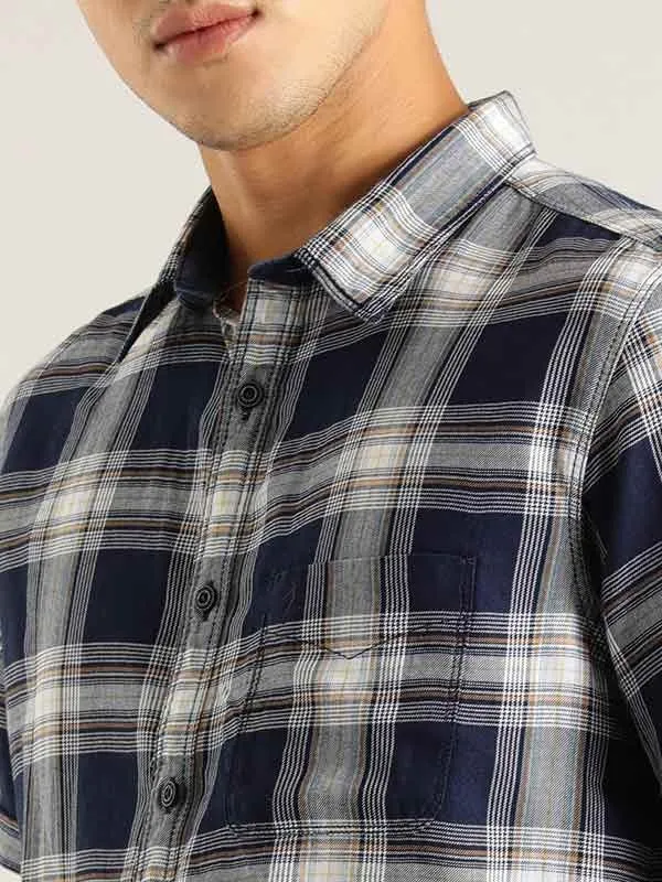 Men Checked Half Sleeve Cotton Shirt