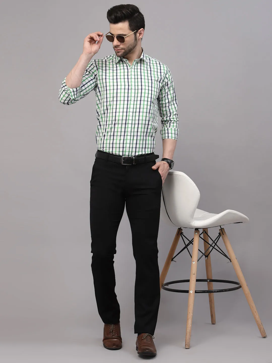 Style Quotient Men White And Bottle Green Checks Yarn Dyed PolyCotton Regular Formal Shirt