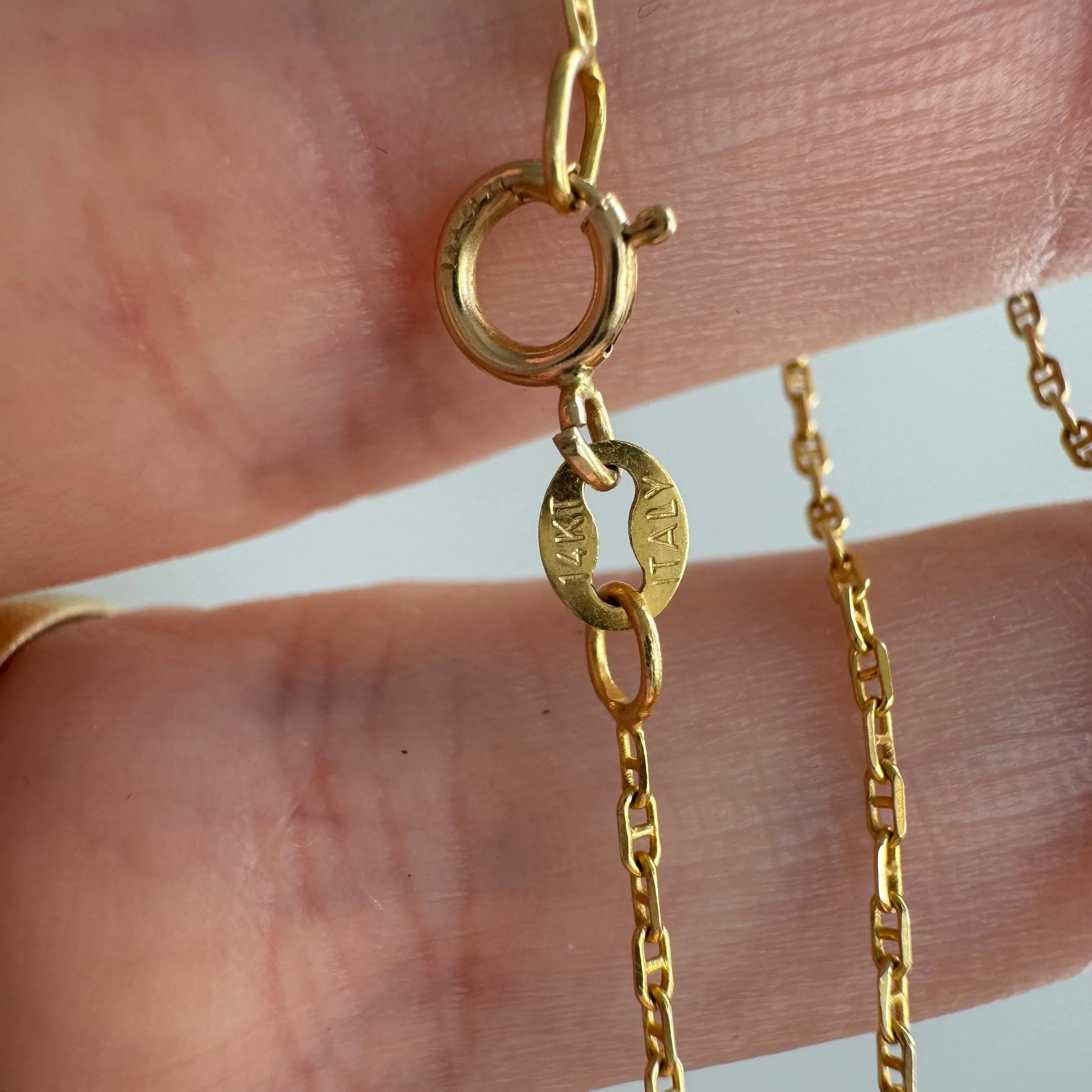 V I N T A G E // dainty anchor / 14k yellow gold dainty mariner anchor link chain / 16