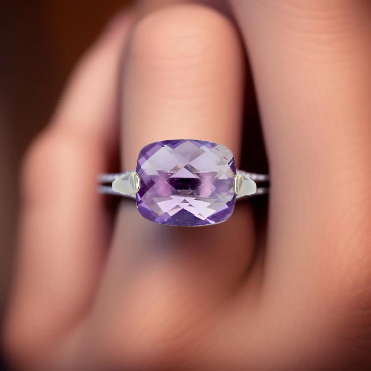 White 14k gold faceted amethyst ring